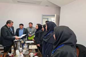 بازدید معاون توسعه مدیریت و منابع دانشگاه علوم پزشکی شیراز از محل برگزاری ارزیابی تکمیلی آزمون استخدامی پیمانی دانشگاه